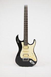 Stewart Guitars Stow-Away Black Cream connected front